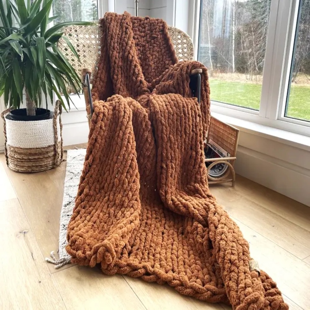 Brown Chunky Knit Throw